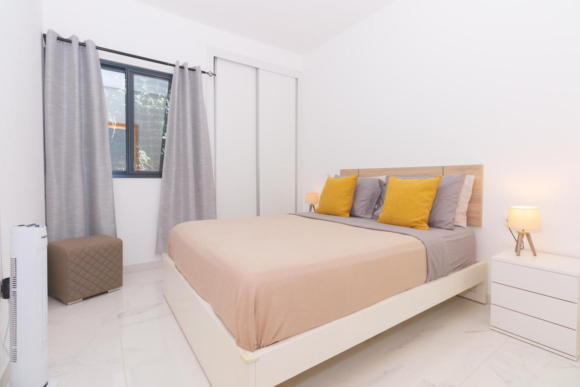 Brand New Spacious T3 Apartment In Santa María Exterior foto