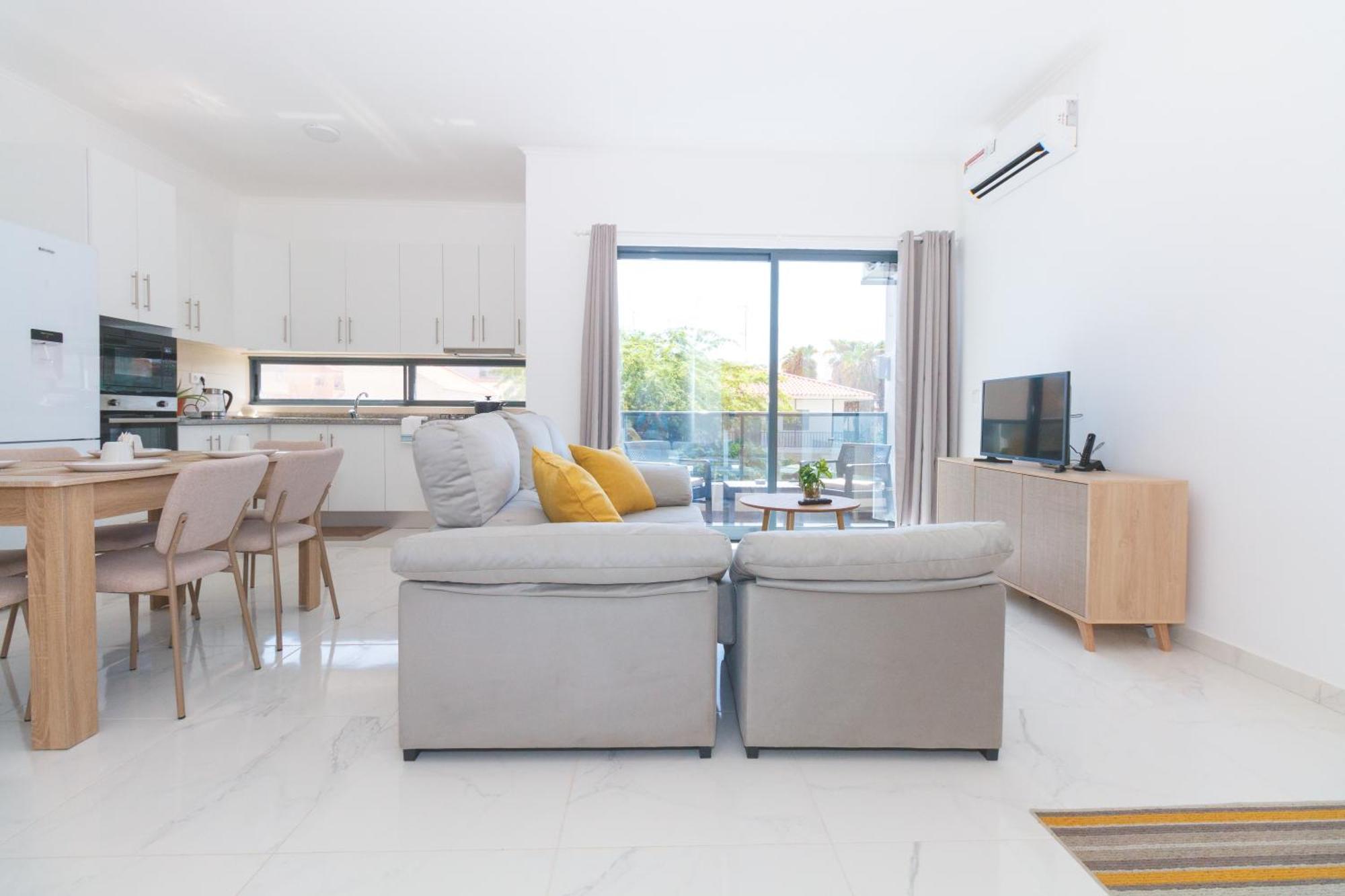 Brand New Spacious T3 Apartment In Santa María Exterior foto